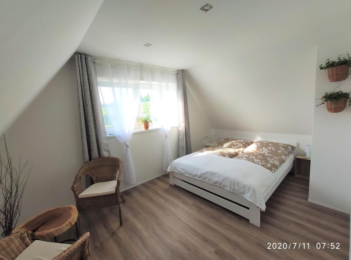 Apartman Lenka II Borsice Exterior photo